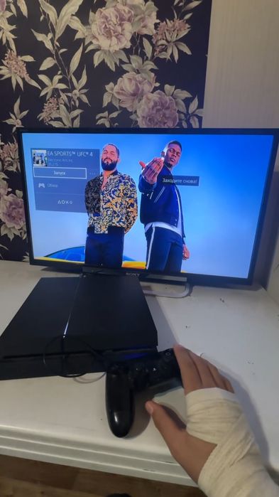 Playstation 4 продам,обменяю