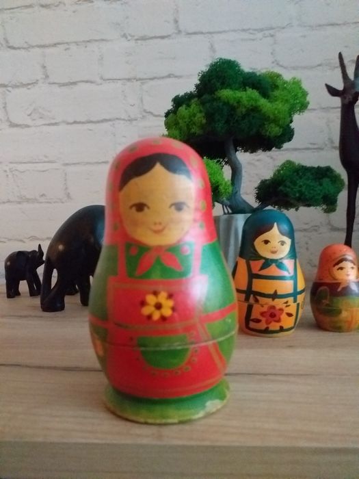Матрьошки много стари