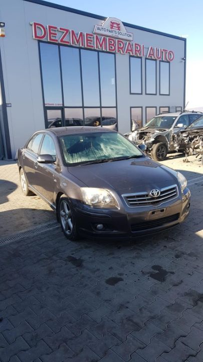 Dezmembram Toyota Avensis 2.2 D an fabr. 2007