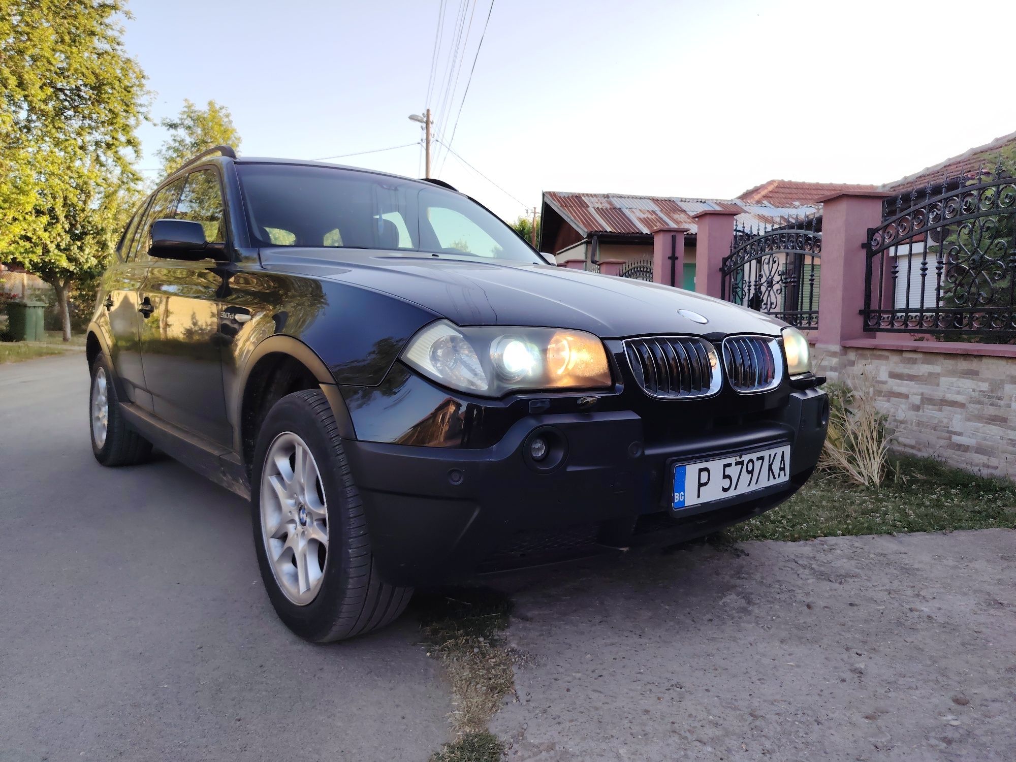 BMW-X3. 3000куб.205кс.