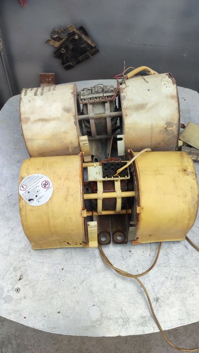 Союзные заводские вытяжки в рабочем состоянии.