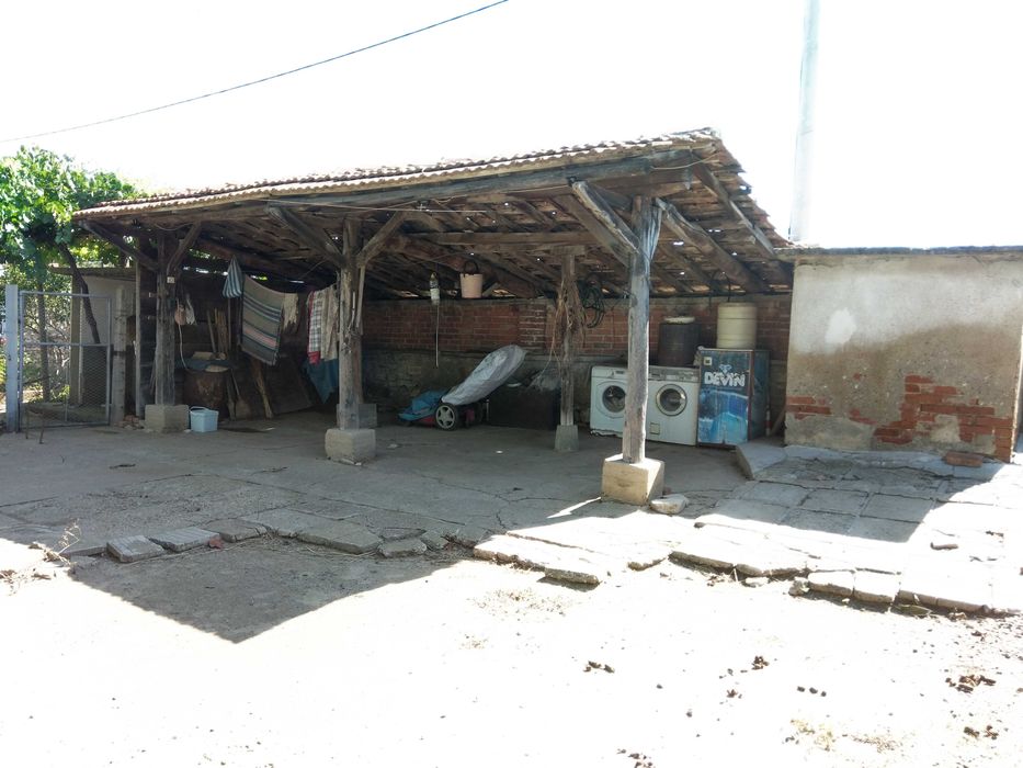 Продава се Къща в с. Хаджидимитрово, Област Ямбол - 150 кв.м за 200 €/кв.м - Снимка #9