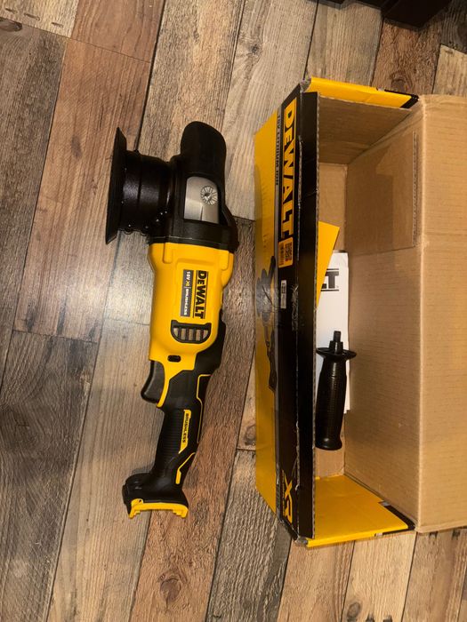Masina polish DeWalt DCM848N