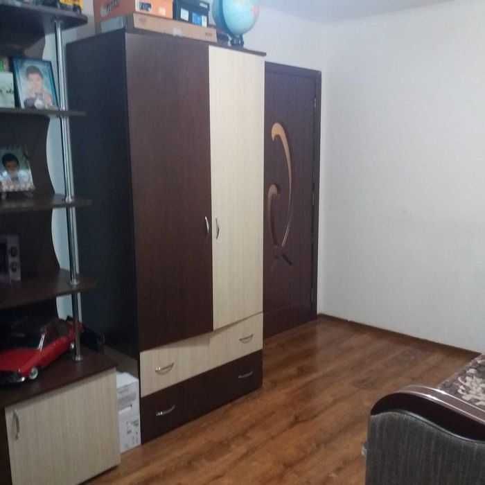 Apartament 2 camere semidecomandat J euri Pitesti