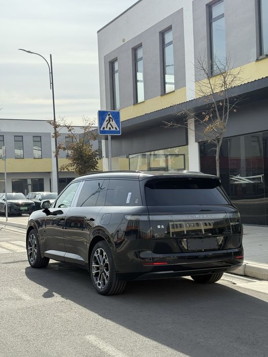 Lynk & Co 900 2.0 T Ultra Full  sotuvda tayyor chegirma narxlarda