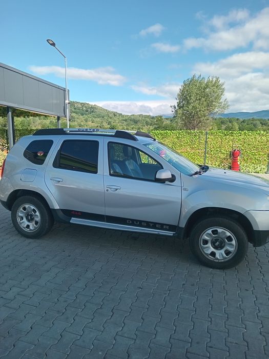 Vand  dacia duster impecabil