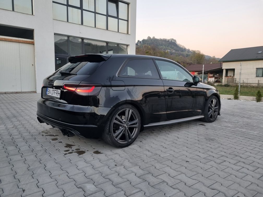 Audi a3  an 2013 , 8v tfsi 1.4 pachet S Line
