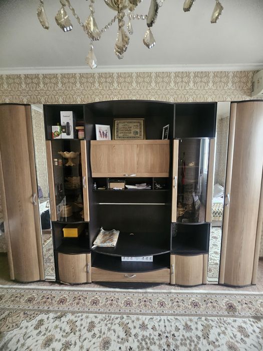 Стенка в гостиную