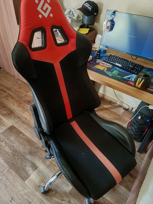 Продам кресло компьютерное