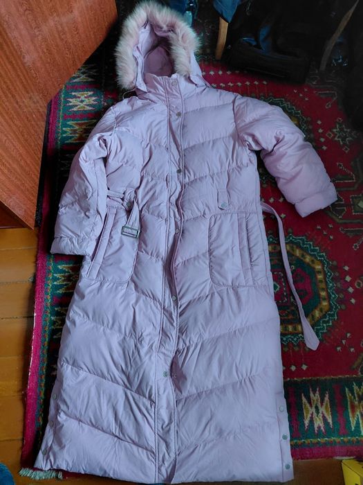 Продам женский пуховик