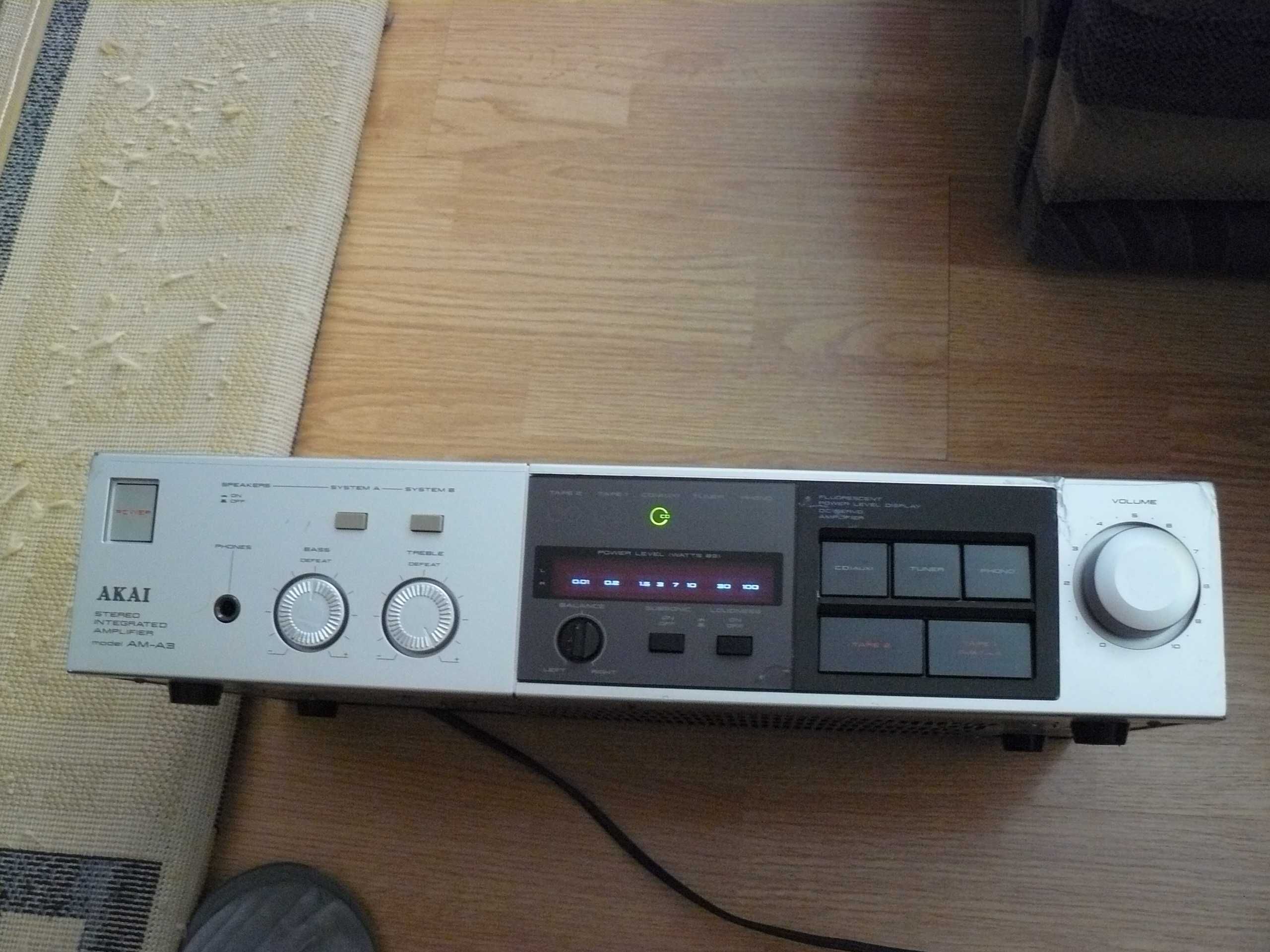 Amplificator Akai  am a3
