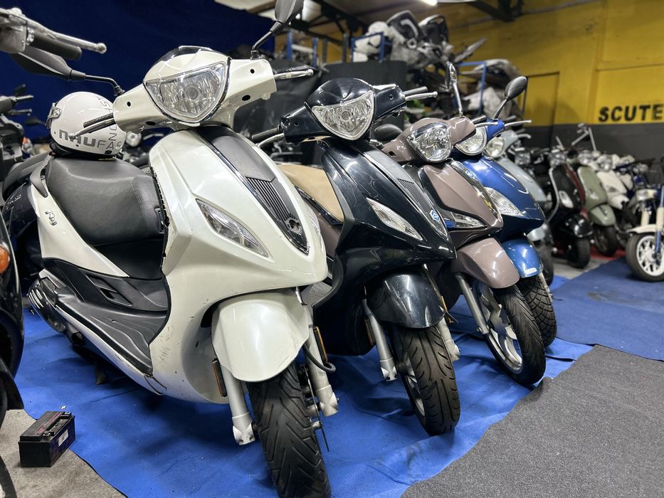 Black friday Scutere fara permis 50cc limitat la 25km/h