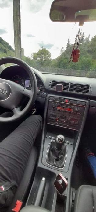 Vând audi A4 din 2002