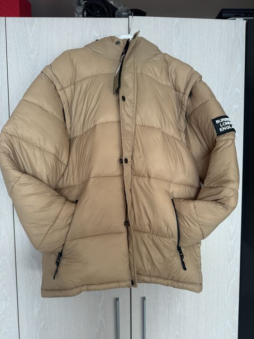 Geaca Burberry de iarna