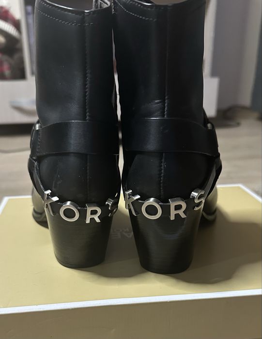 Michael Kors-дамски боти