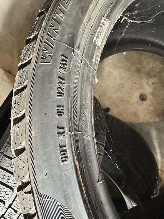Гуми PIRELLI Sottozero 3  Winter  315/30R21 -2бр.  275/35R21-2бр