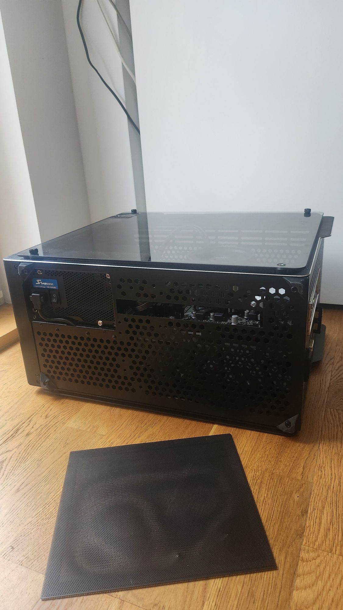 Carcasa mATX Raijintek Ophion M EVO TGS