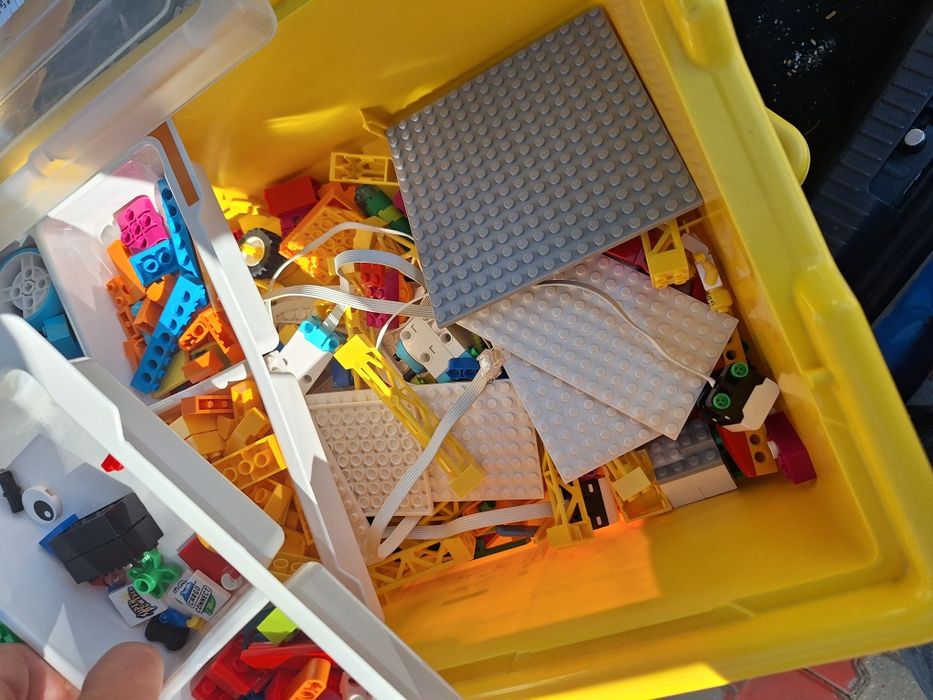Lego Spike Essential
