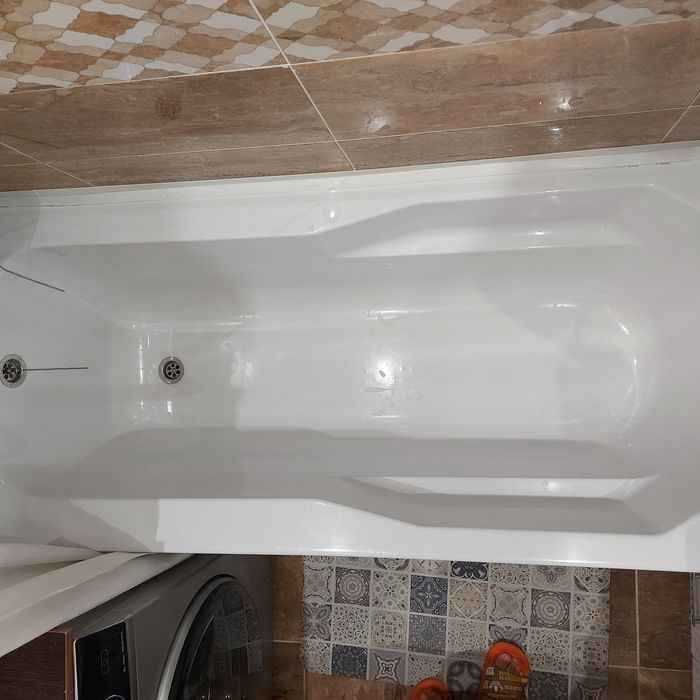 Продам ванну акриловую