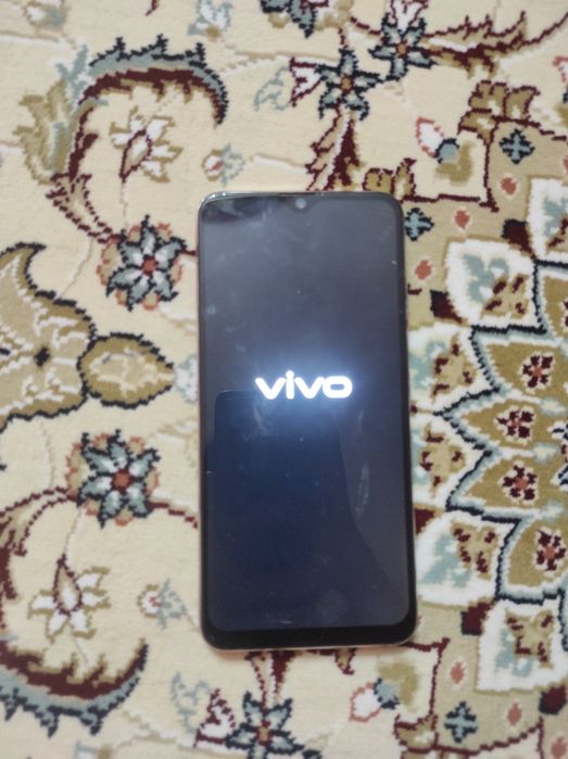 Телефон Vivo 128гб
