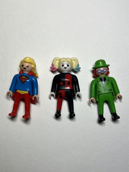 Киндеры обмен dc playmobil