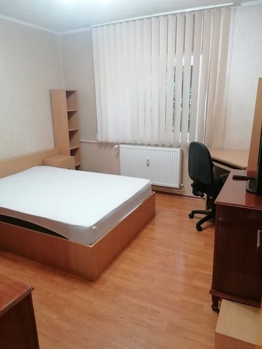 Închiriez apartament 3 camere, Brâncoveanu
