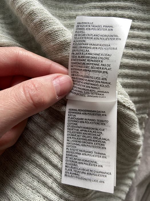 Rochie cu nasturi H&M