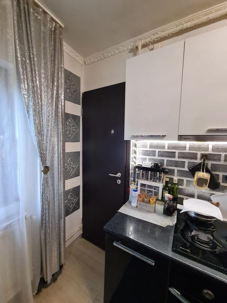Apartament 3 CAMERE direct PROPRIETAR! Zona Codrul Cosminului