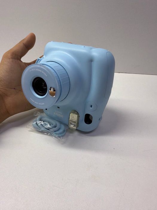 Instax mini 11.