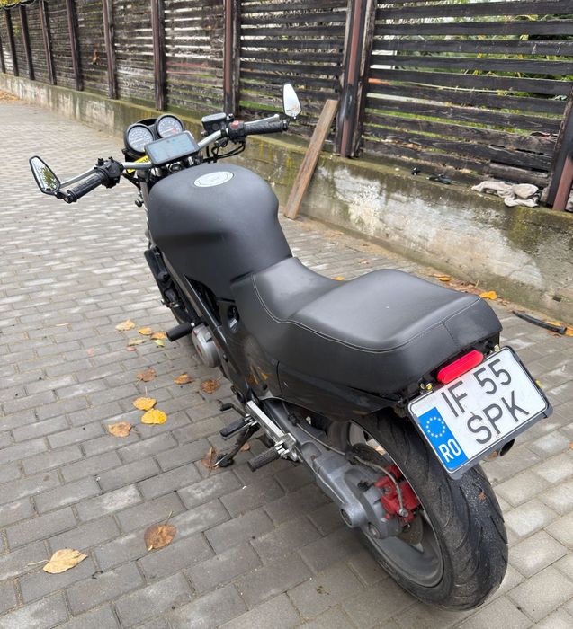 Honda NTV650 cafe racer