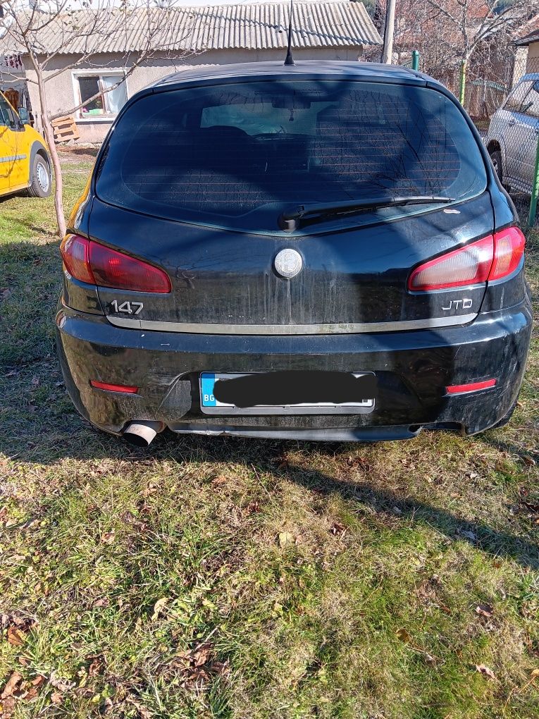 Алфа Ромео 147 1.9 jtd на части