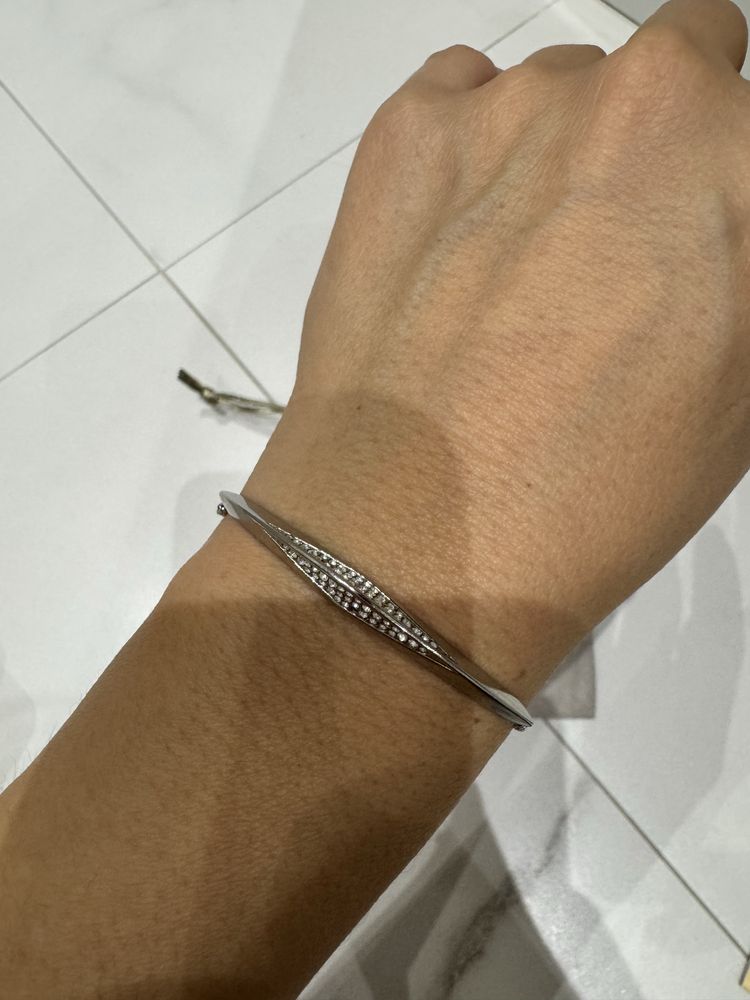 Нова гривна Michael Kors