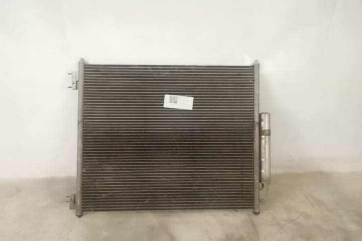Радиатор за климатик Оригинален В добро състояние 3.0 ДИЗЕЛ Ленд Роувъ