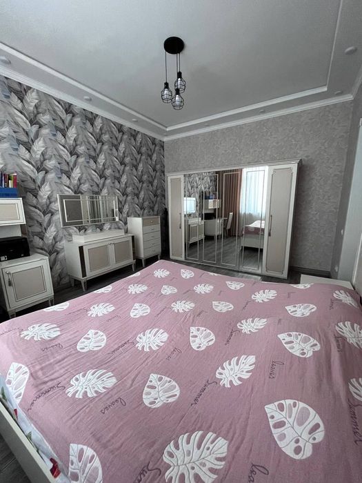 Сдаю свой новый дом 350м2 , hi town city