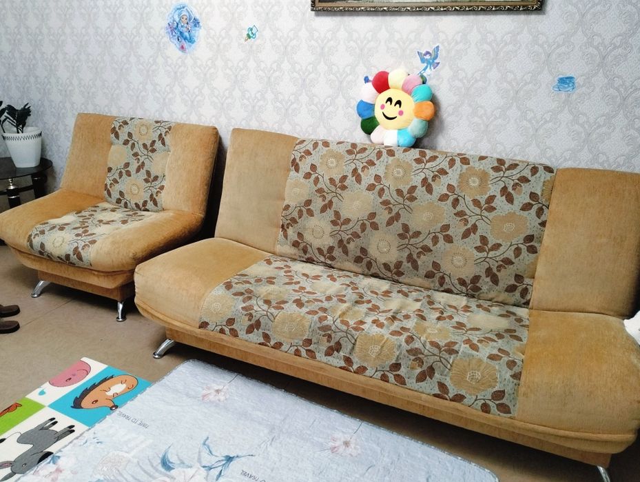 Диван с креслами