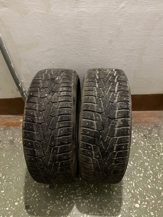 Продам резина 215/55/16 шипы 2 комплекта в хорошем состояние без повре