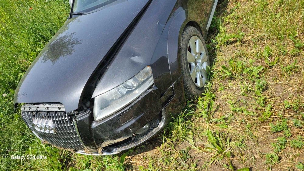 Dezmembrez/vând Audi A6 allroad avariat