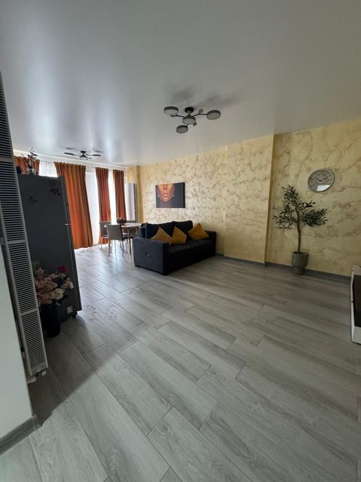 Apartament de inchiriat in mamaia sat