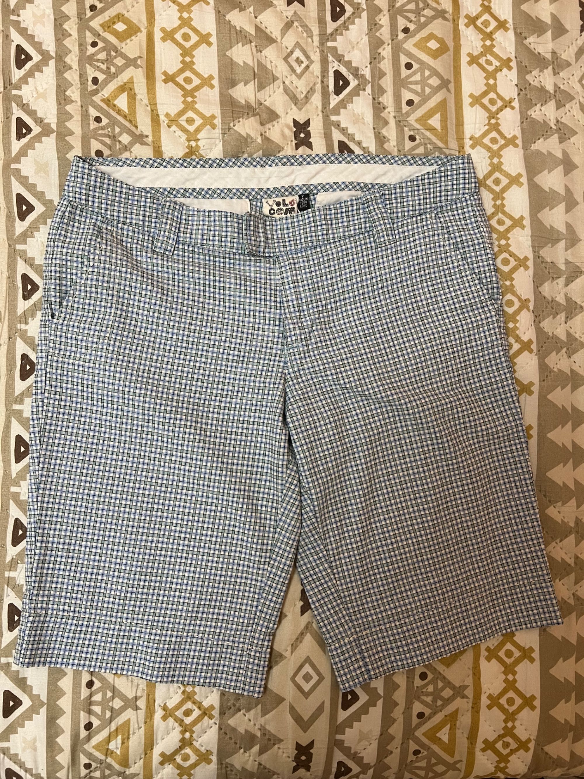 Дамски къси панталони Volcom (M)