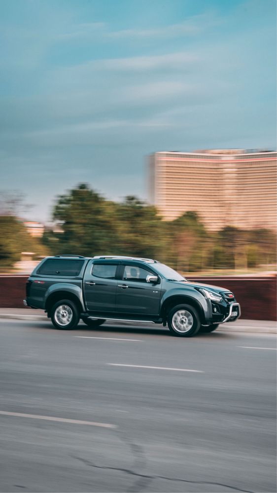 Продаю ISUZU D-MAX 2021 года
