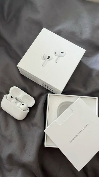 Apple AirPods Pro-пълен комплект