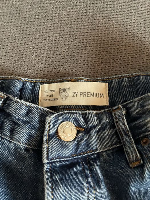Мъжки накъсани дънки 2y premium 29-30 размер dsquared style