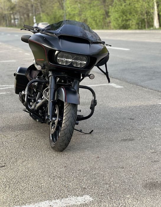 Harley-Davidson Road Glide Special 103