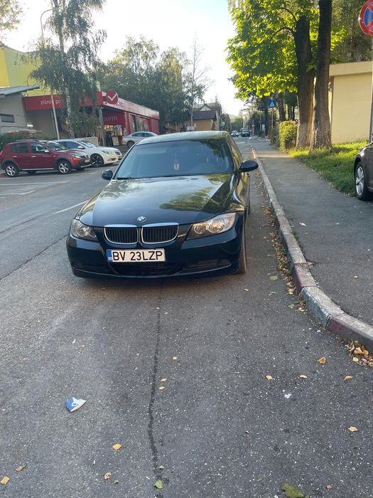 Vând BMW 318D E90