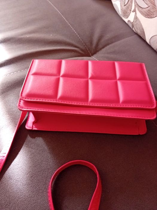 Няколко различни чанти