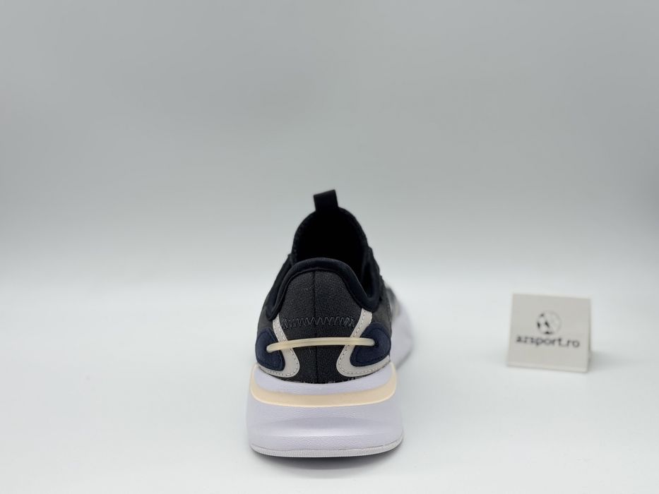 Adidas FUTUREFLOW Noi Originali (37 1/3)