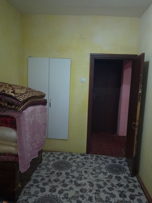 5 xonali kvartira sotiladi