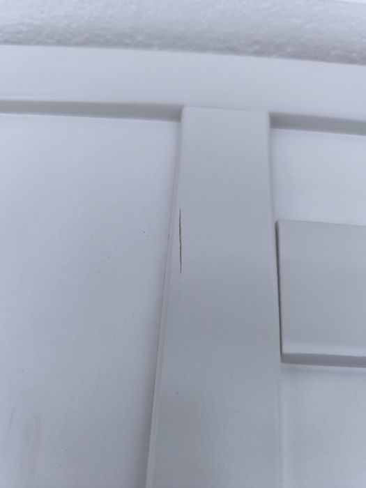 Дървена кутия с ПВЦ прозорци за новородени кученца с регулируем вход