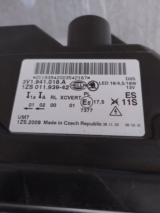 Far Skoda Superb 3 Nou