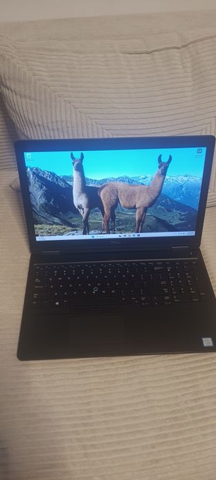 Laptop dell latitude 5590